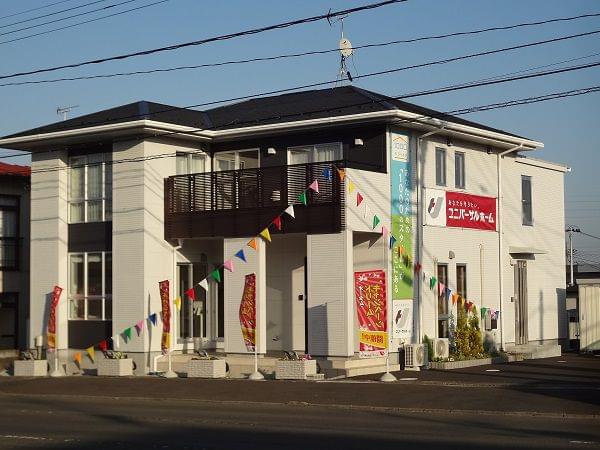 ユニバーサルホーム のモデルハウス